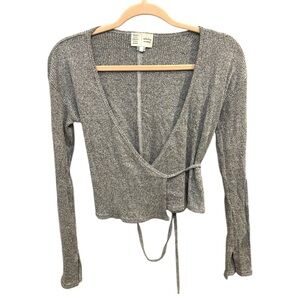 Anthropologie Saturday Sunday Ribbed Wrap Top Gray Size small EUC Z0897
